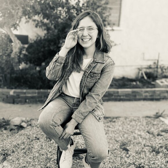 Meet your Posher, Shelby - Picture 1 of 1